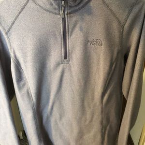 Long sleeve North Face 3/4 zip up